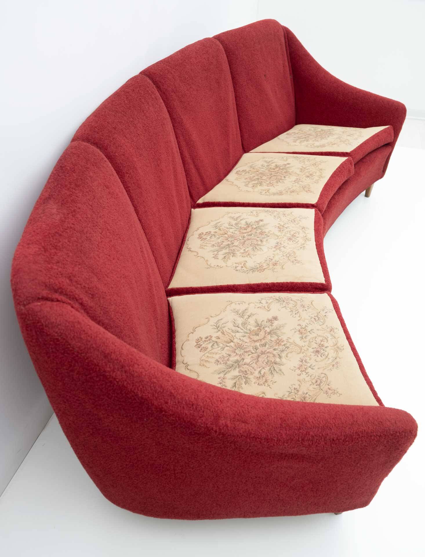 Mid-Century Modern Italian Velvet four Seater Curved Sofa, 1950s