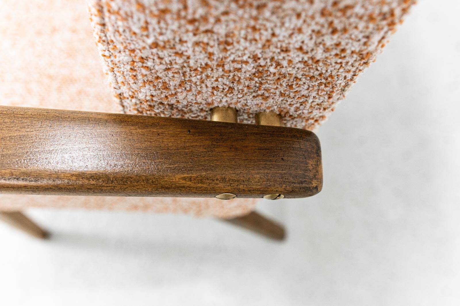 Mid Century Armchair Model 53 By J šmidek For Ton, 1960s