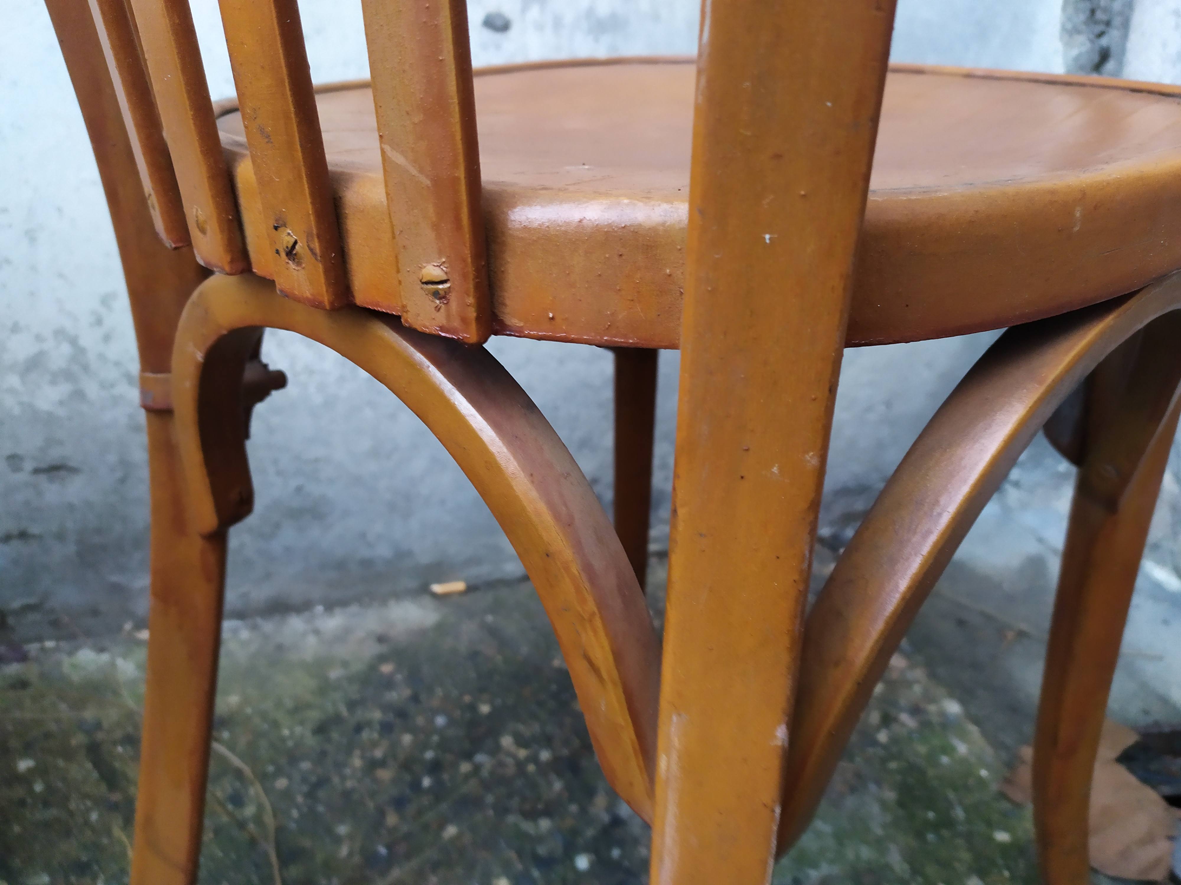 4 bistro chairs
