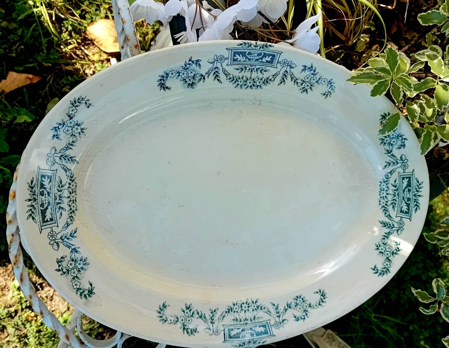 Longchamp serving platter, Lutèce series