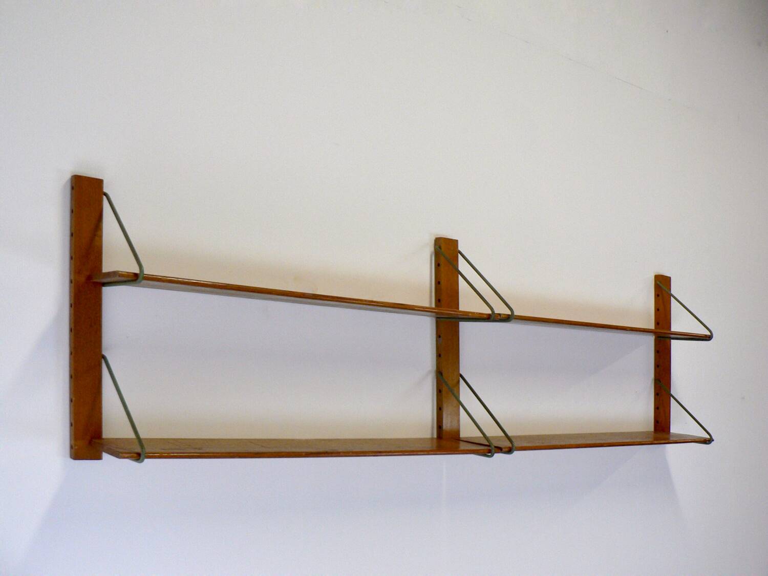 A shelf by Jacques Hauville