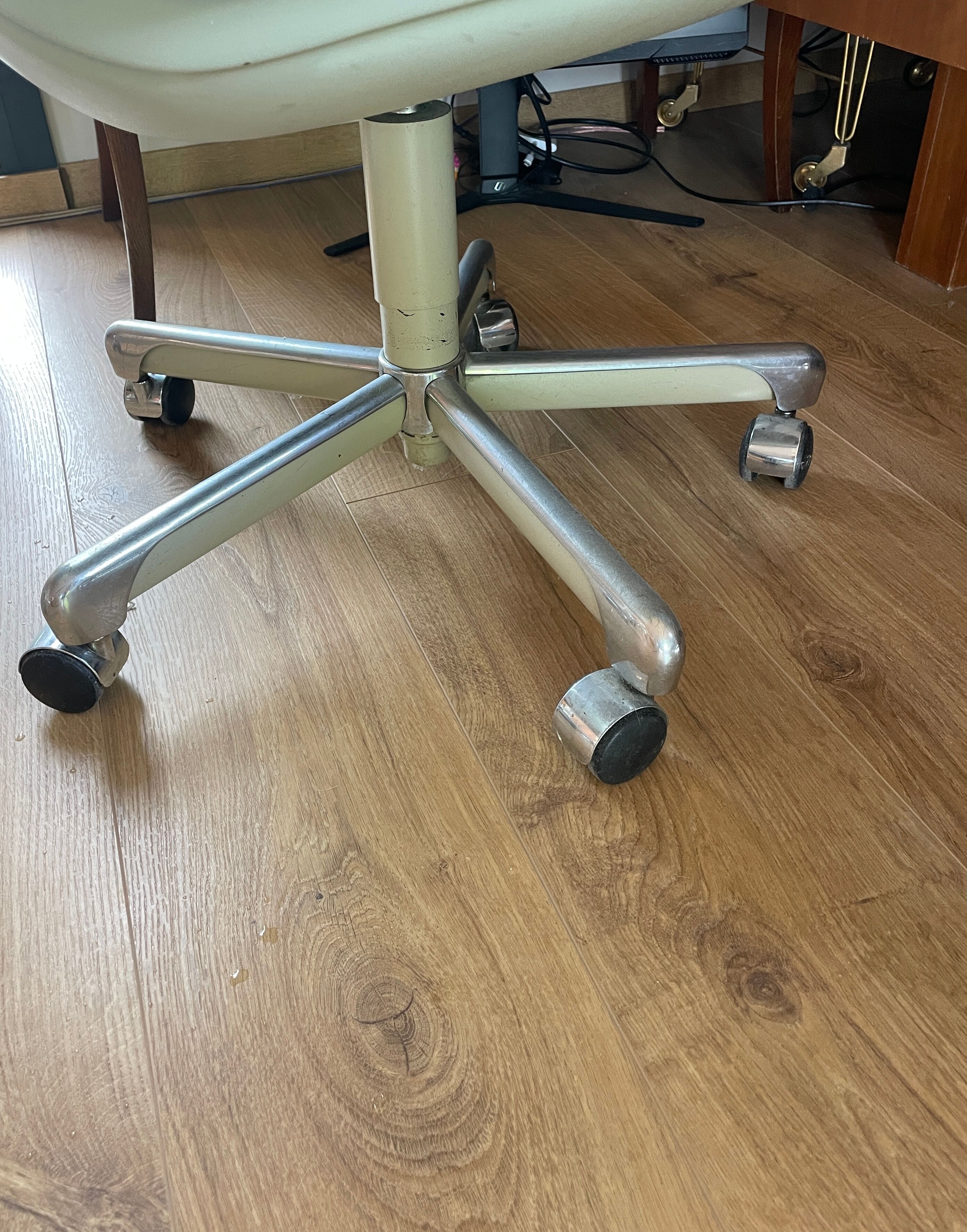 2 fauteuils de bureau Steelcase