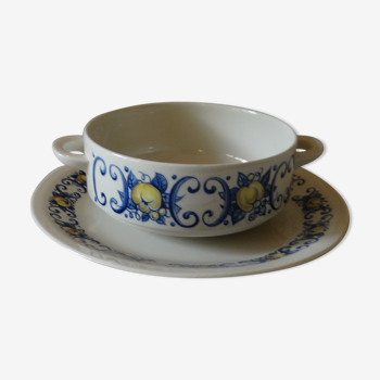 Écuelle ansée et sa soucoupe en porcelaine, villeroy et boch, modèle cadiz