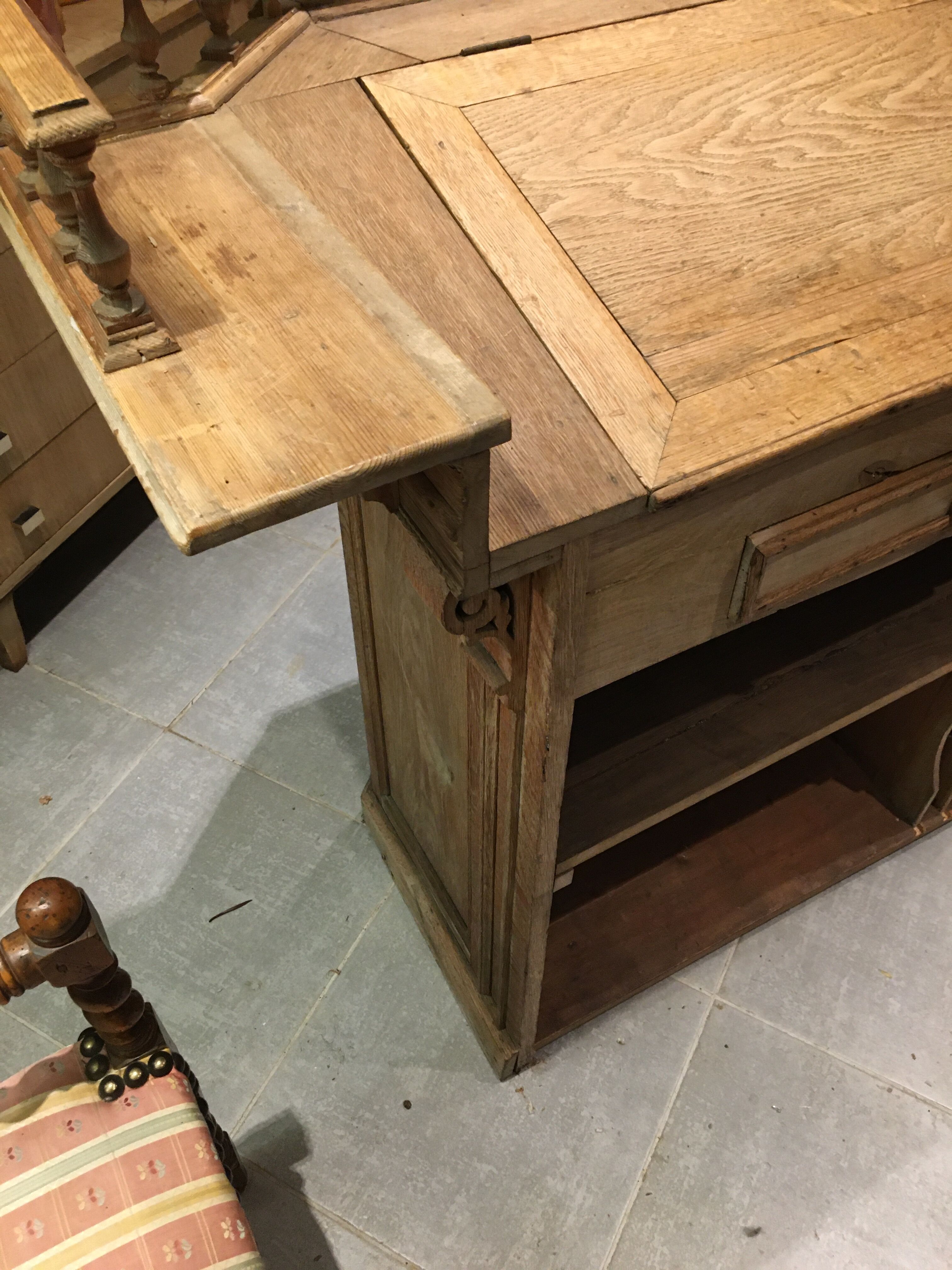 Oak counter and pin stripped metier furniture