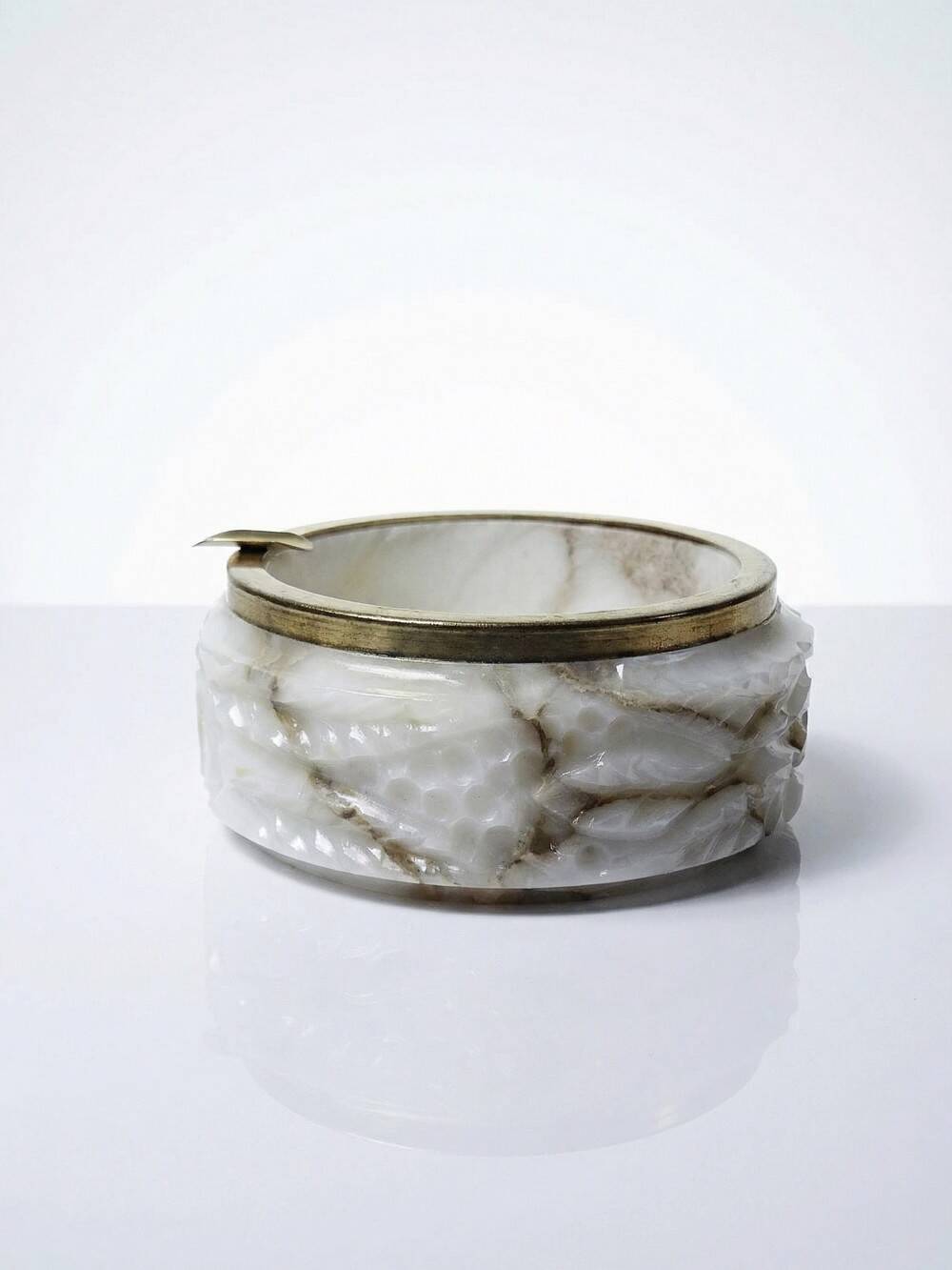 Small alabaster ashtray, vintage Hollywood Regency/Mid Century.
