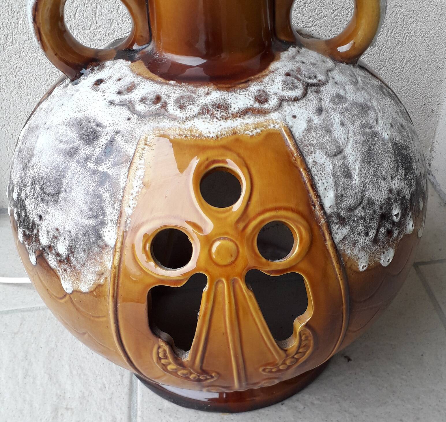 Pied de lampe en céramique