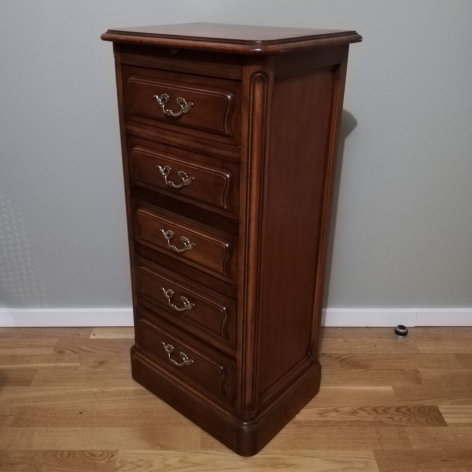 Ragpicker 5 cherry drawers