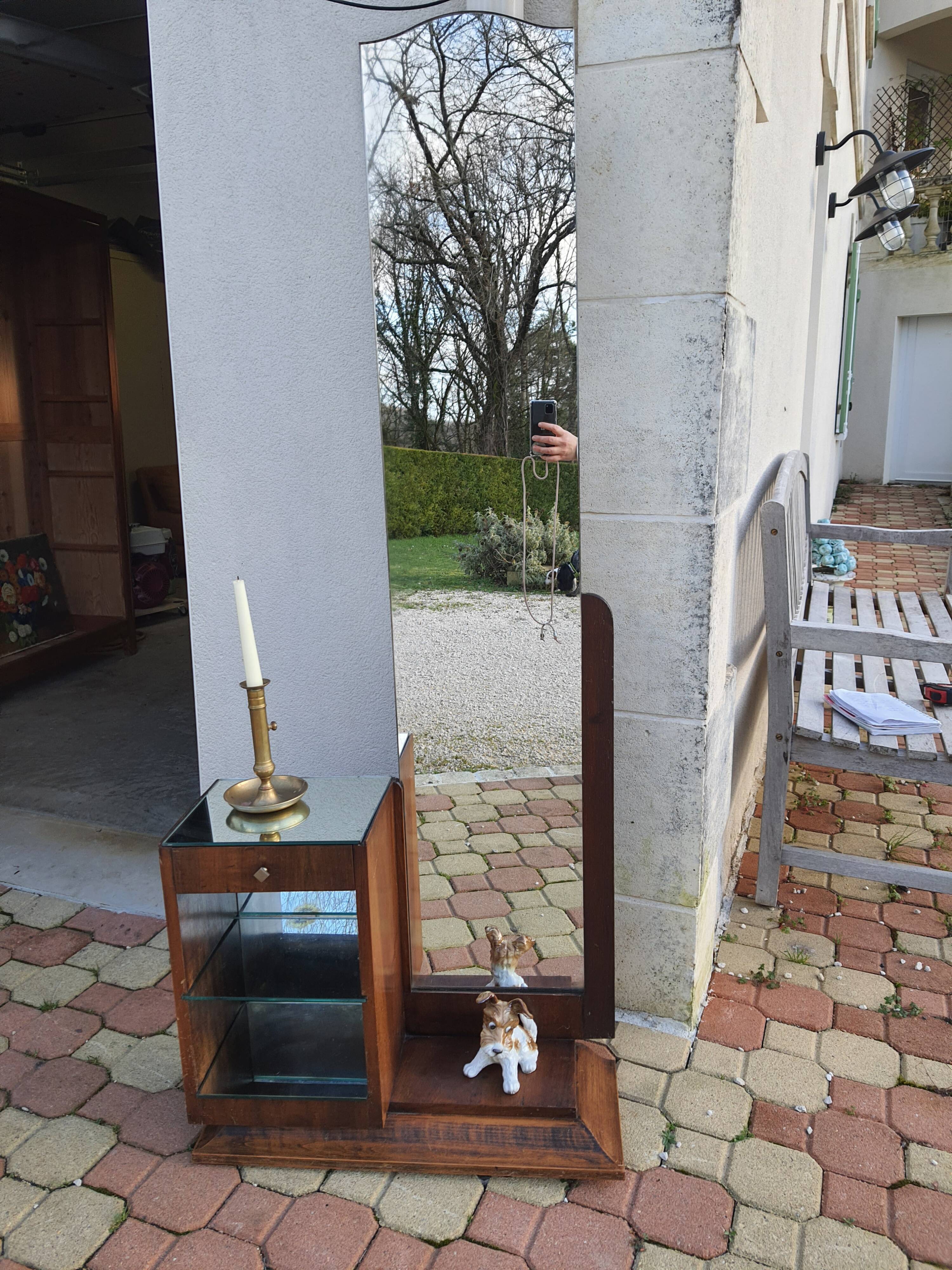 Vintage psyche hairdresser