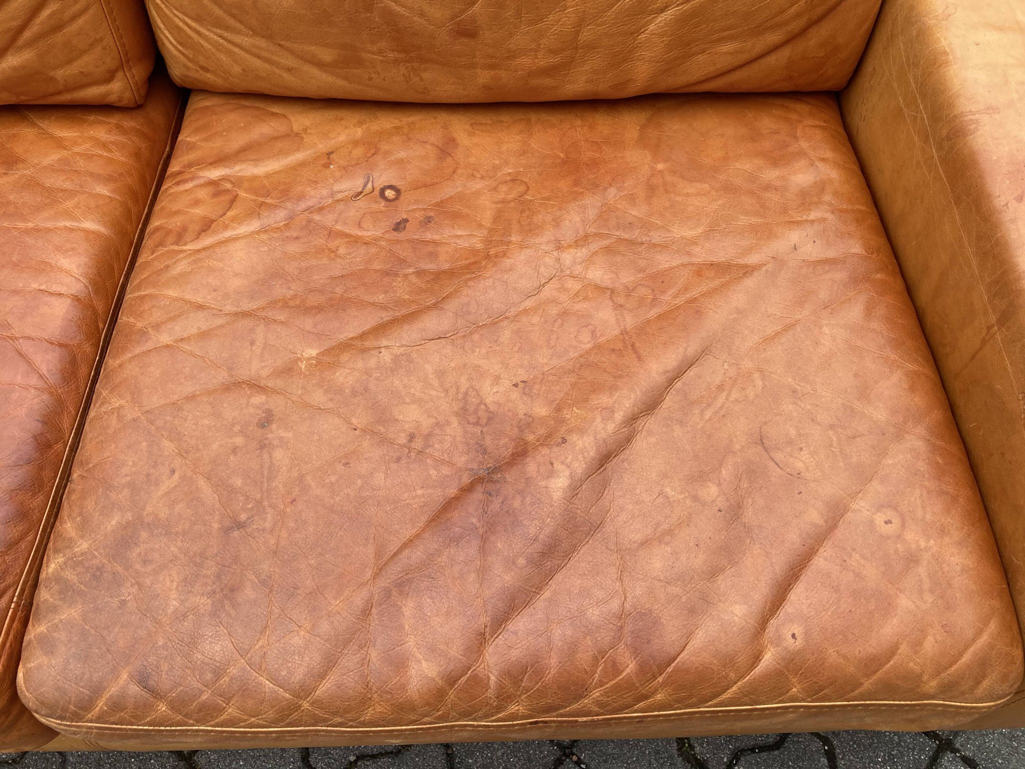 Canapé en cuir cognac vintage danois moderne du milieu du siècle