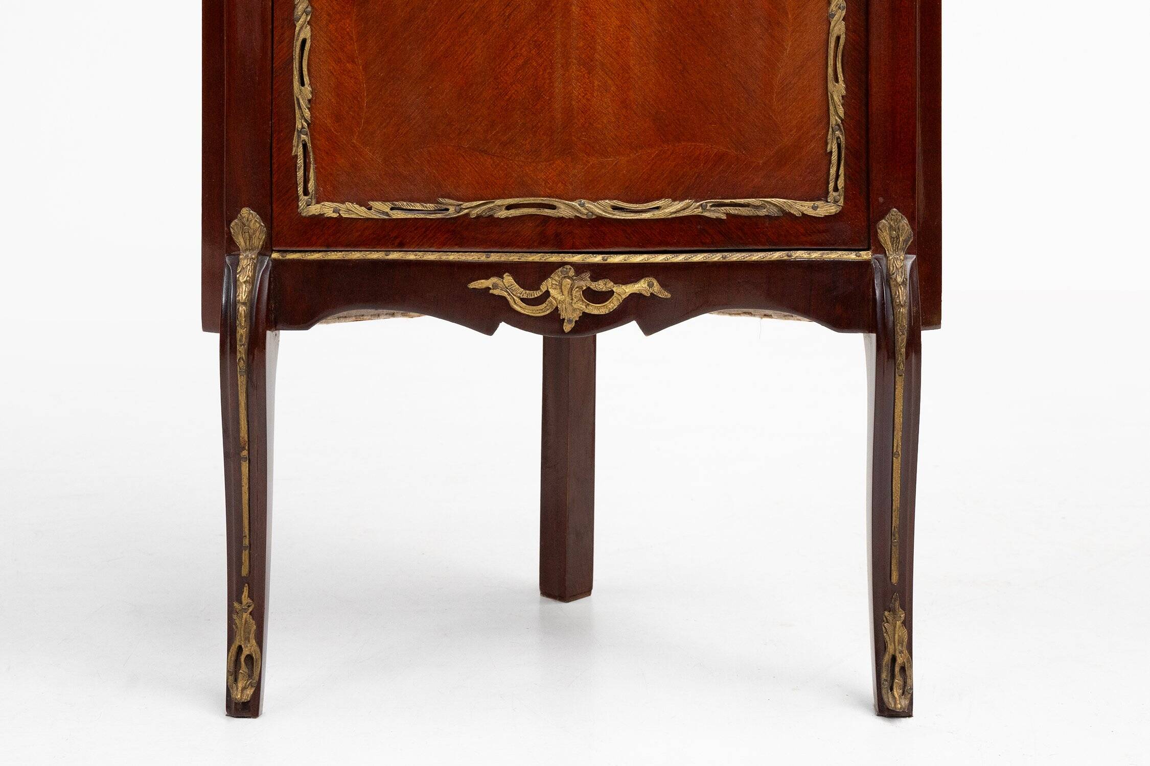 Vintage French Louis XV Style Corner Display Cabinet with Arched Glass, 195