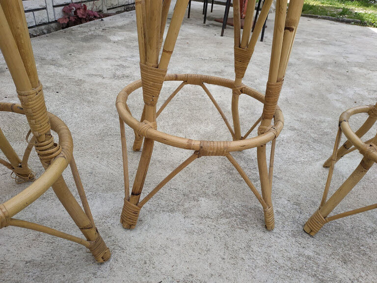 4 vintage rattan stools