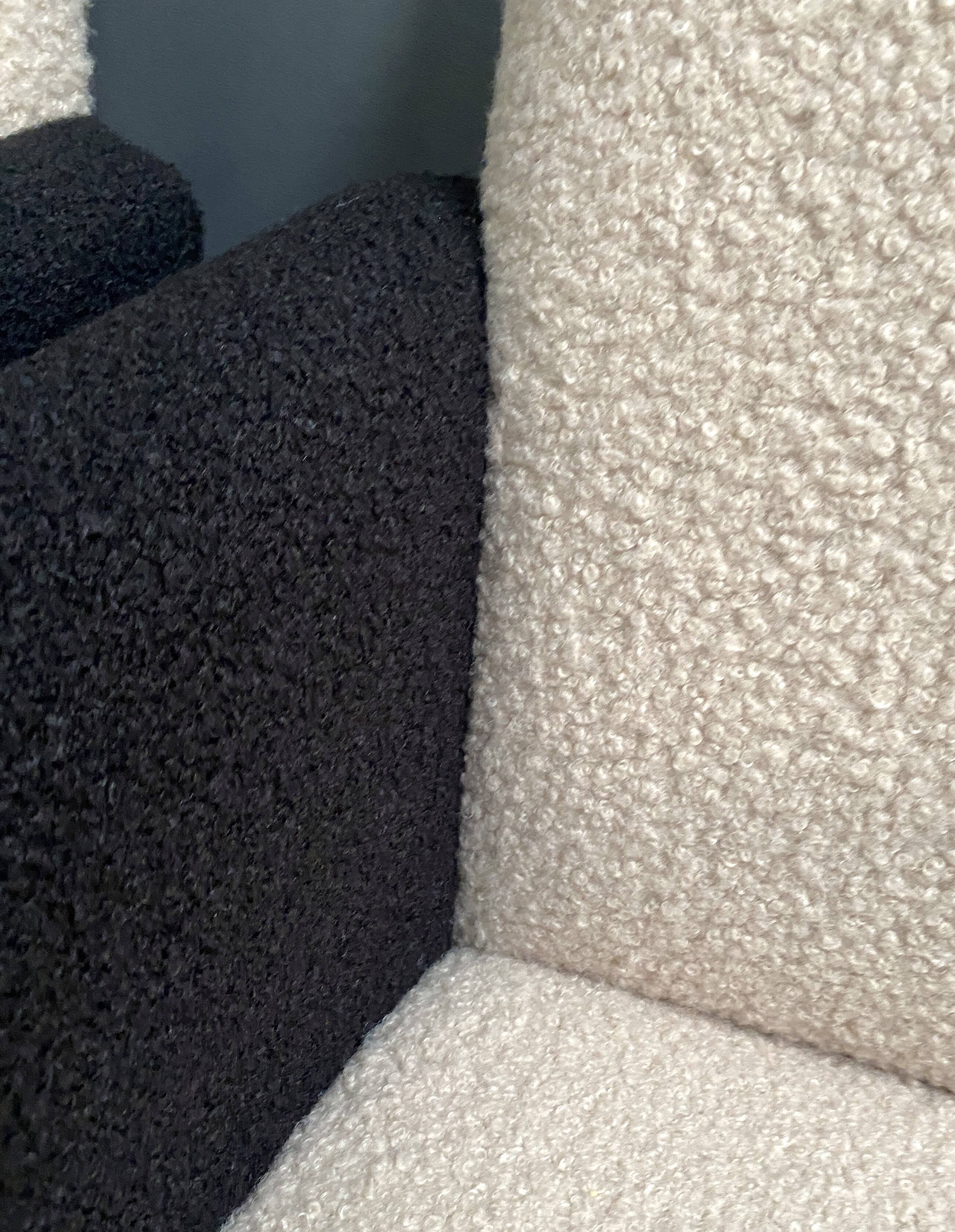 set of 2 black and White boucle lounge chairs 1960s