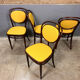 Thonet 215 en bois courbé jaune, récemment retapissé
