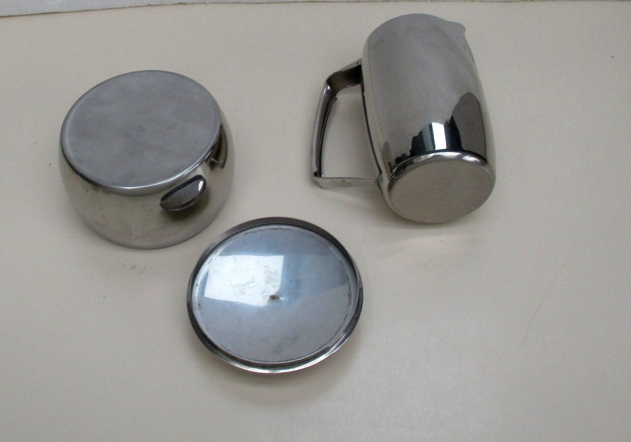 Sweetener and milk jug Guy Degrenne