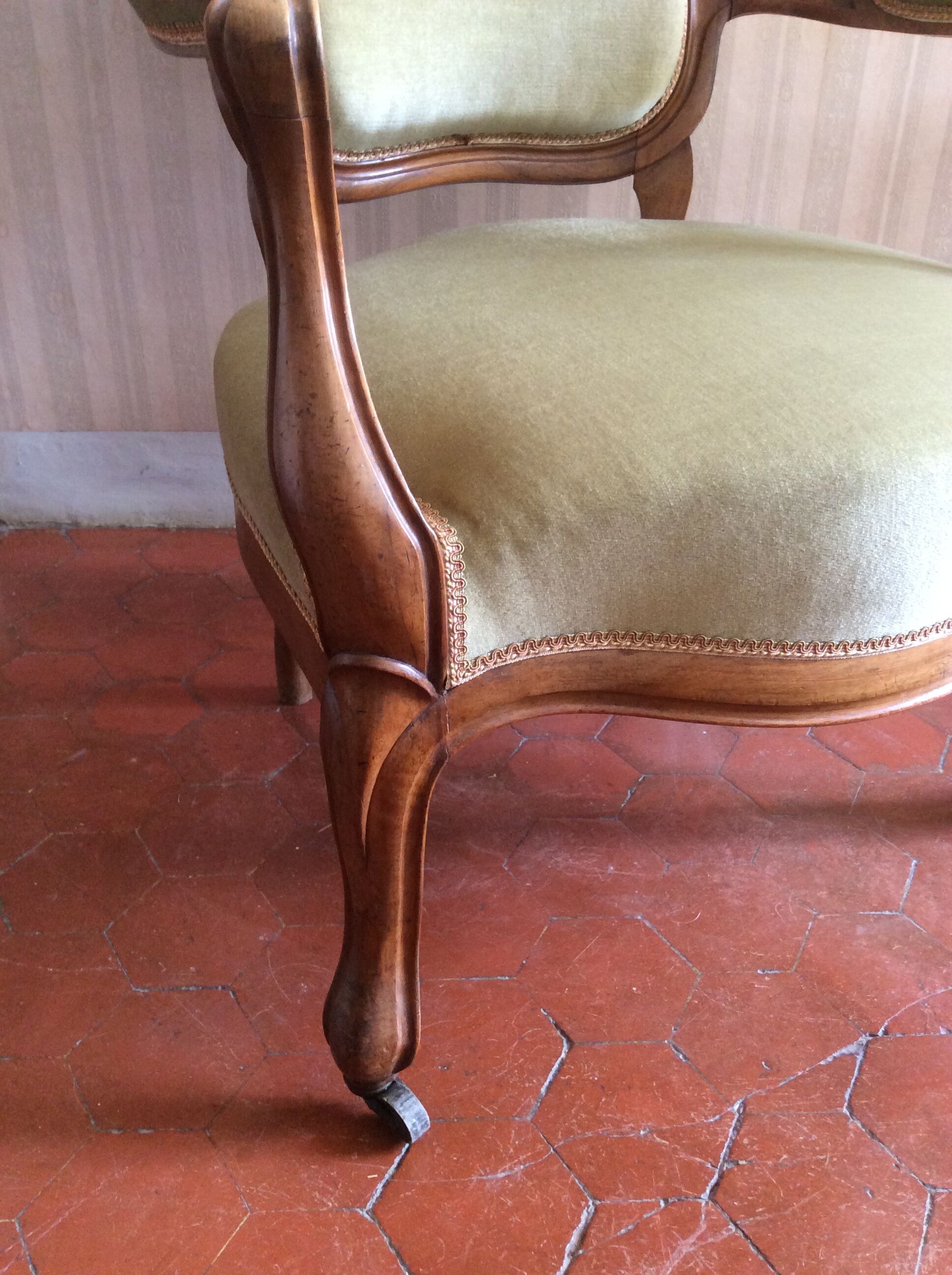 Almond green velvet convertible