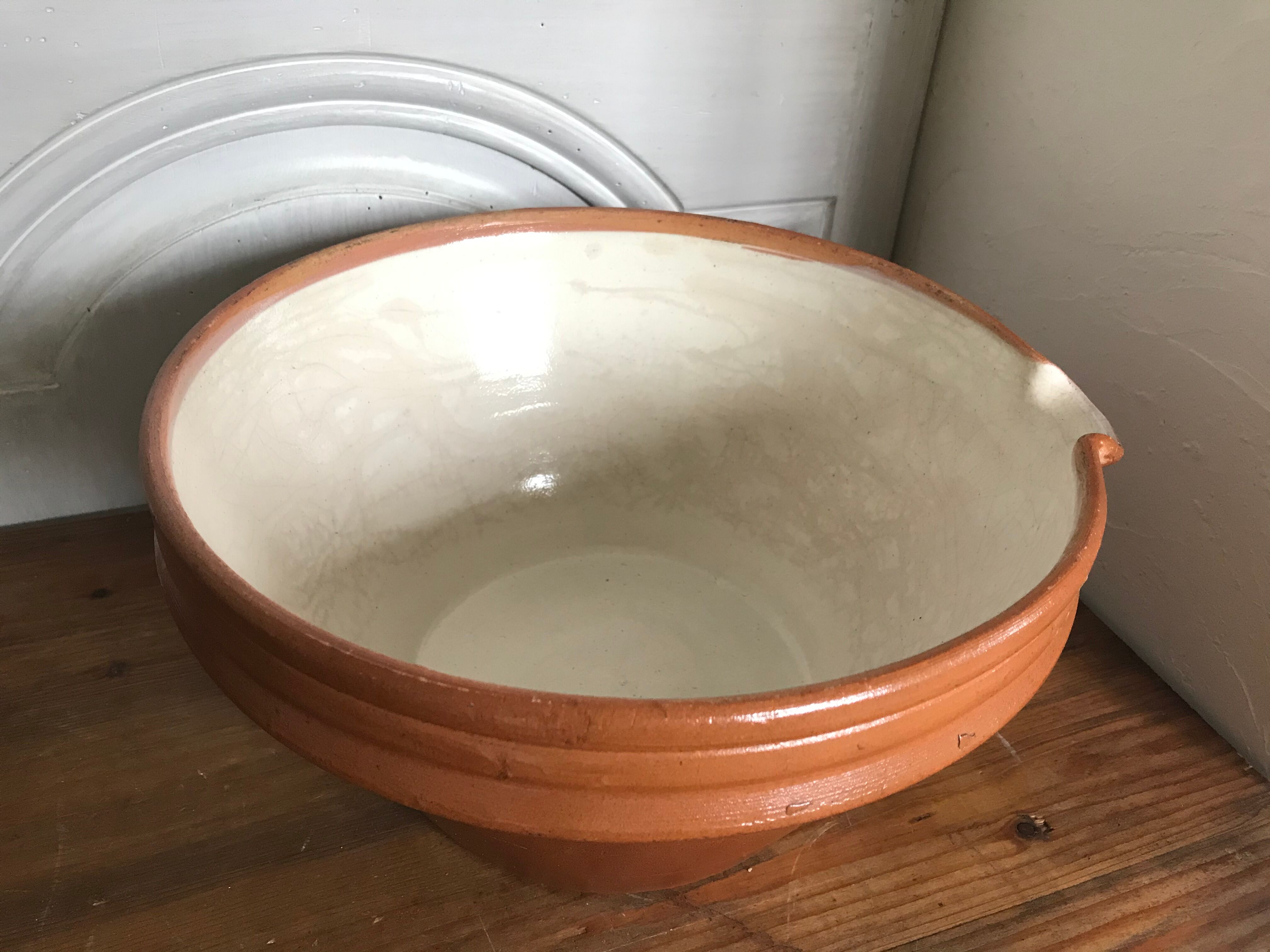 Plat en terre cuite émaillée 10l