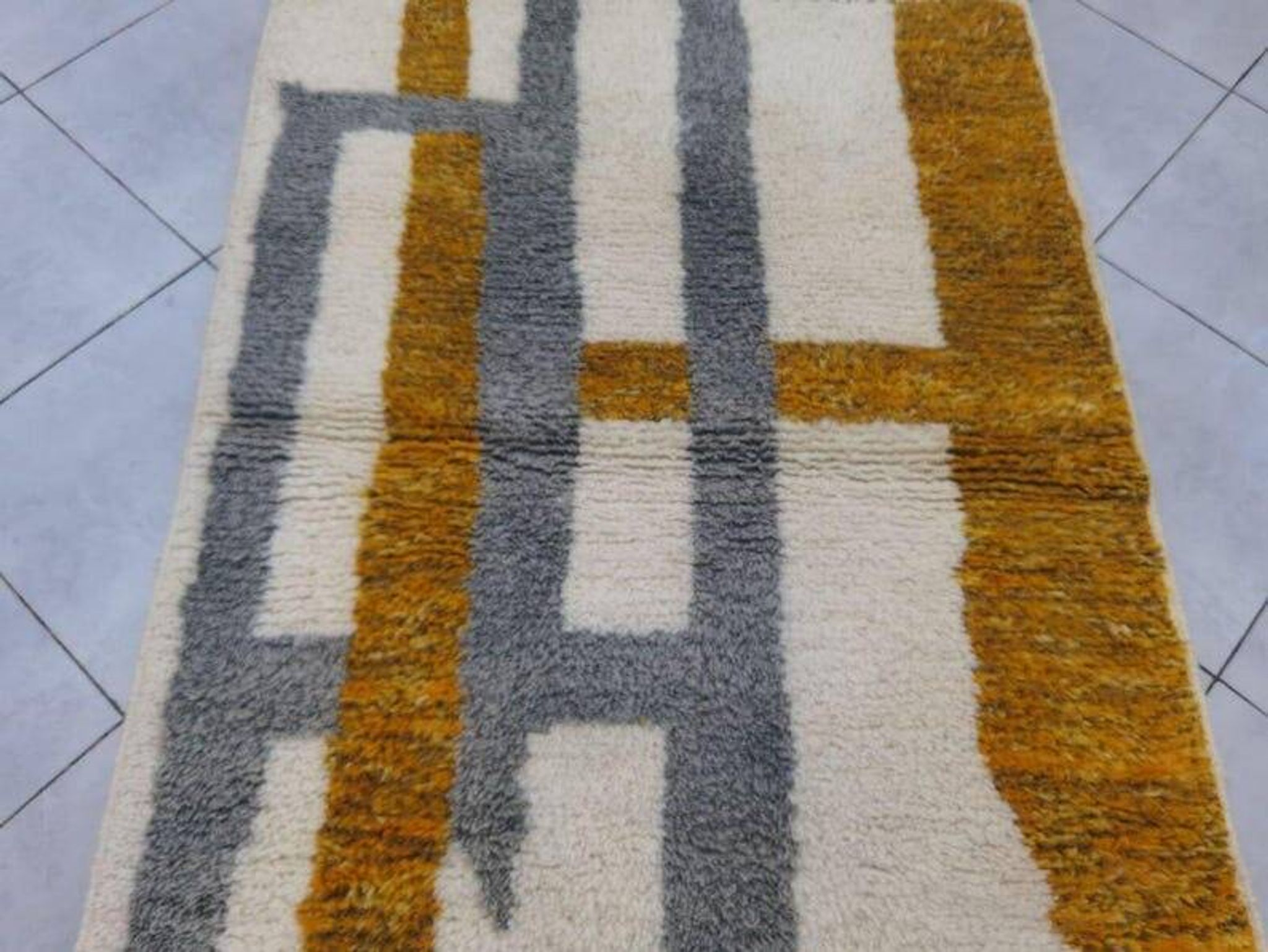 Tapis beni mrirt traditionnel tissé main