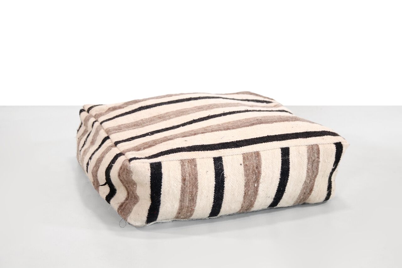 Vintage Moroccan Berber pouf in wool