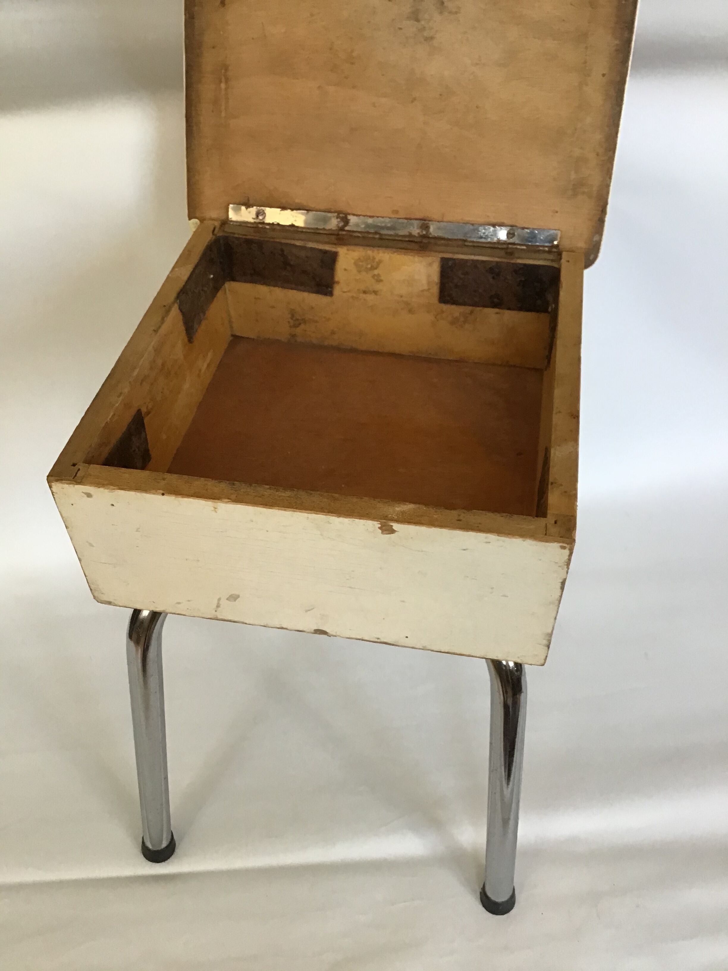 Tabouret coffre en formica vintage