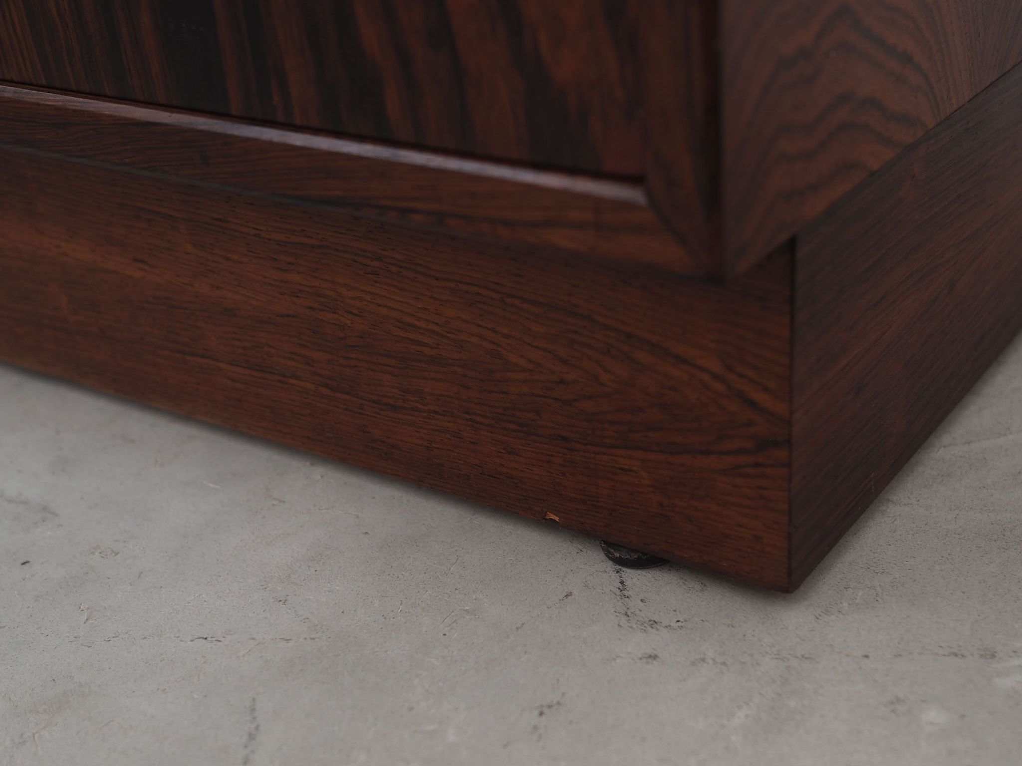 Rosewood chest of drawers, Danish design, 1960s, made by Hjørnebo