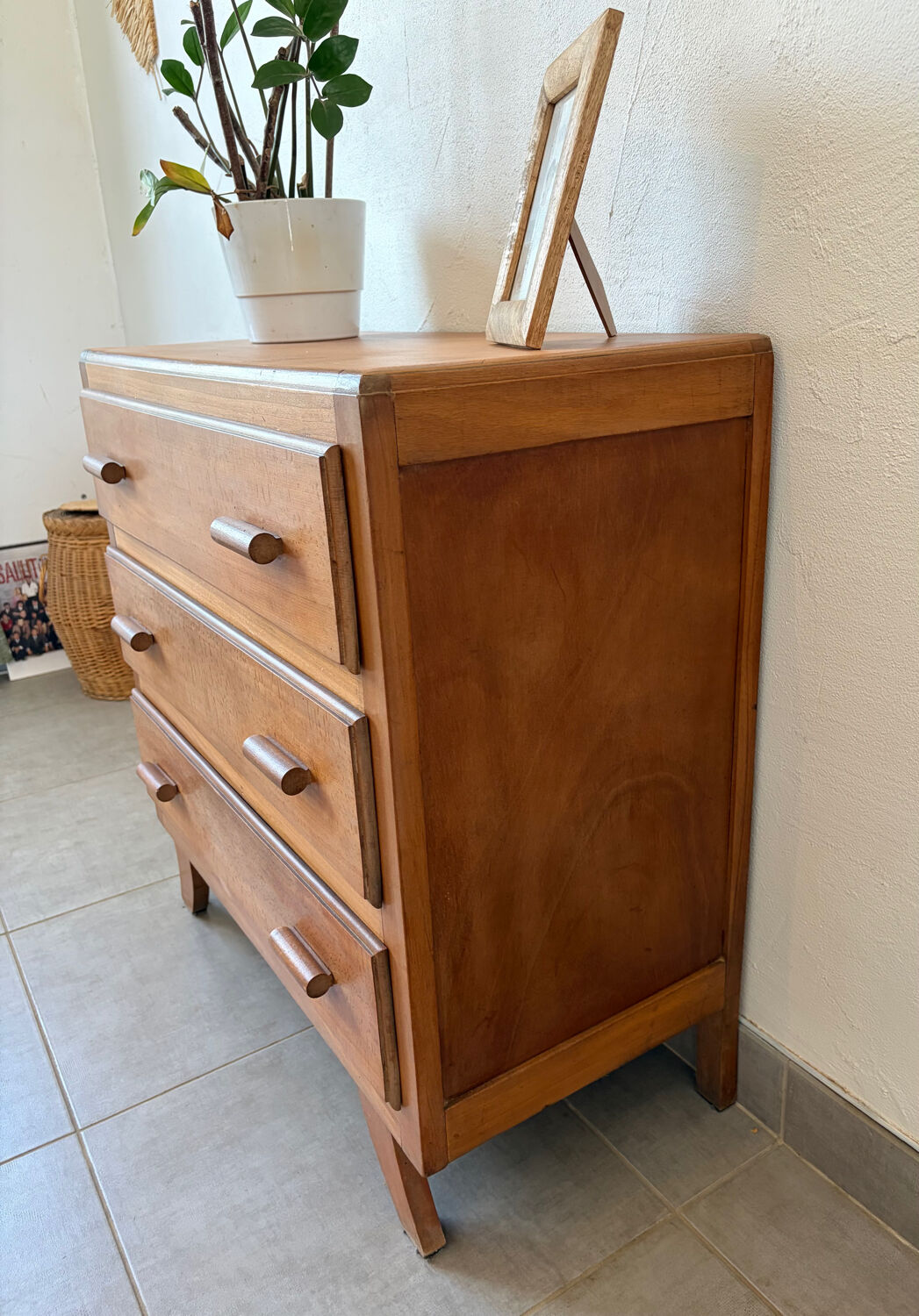 Vintage oak chest of drawers