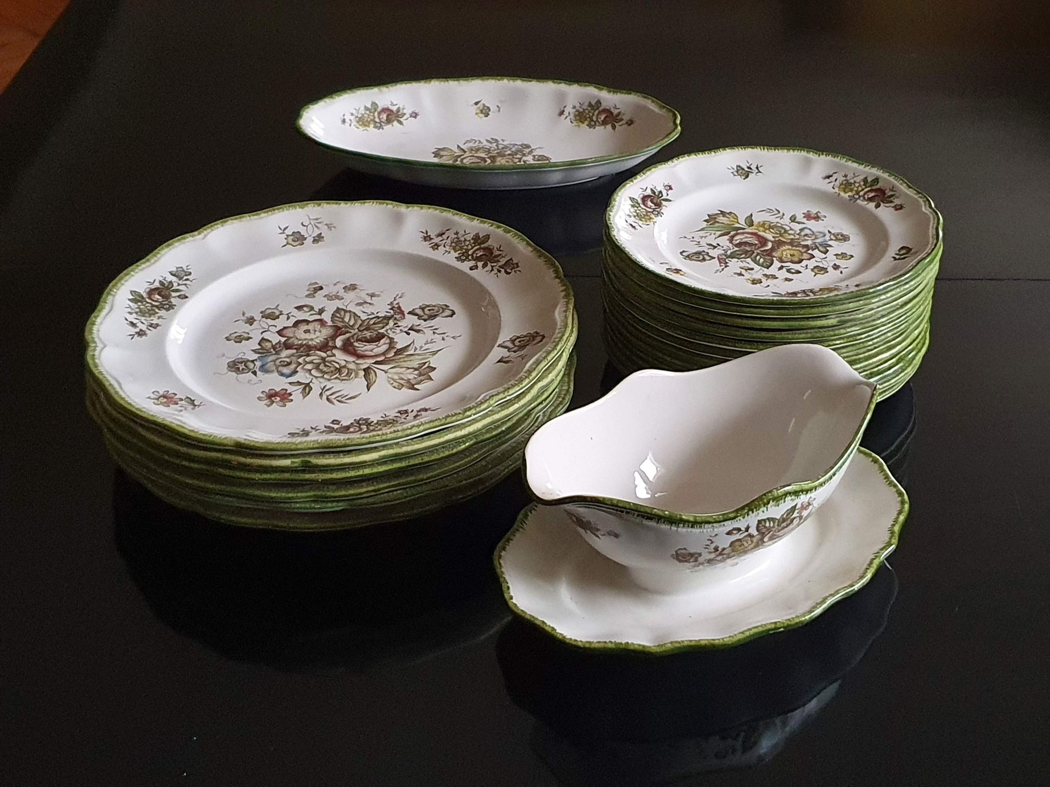 Assiettes et plats Lunéville