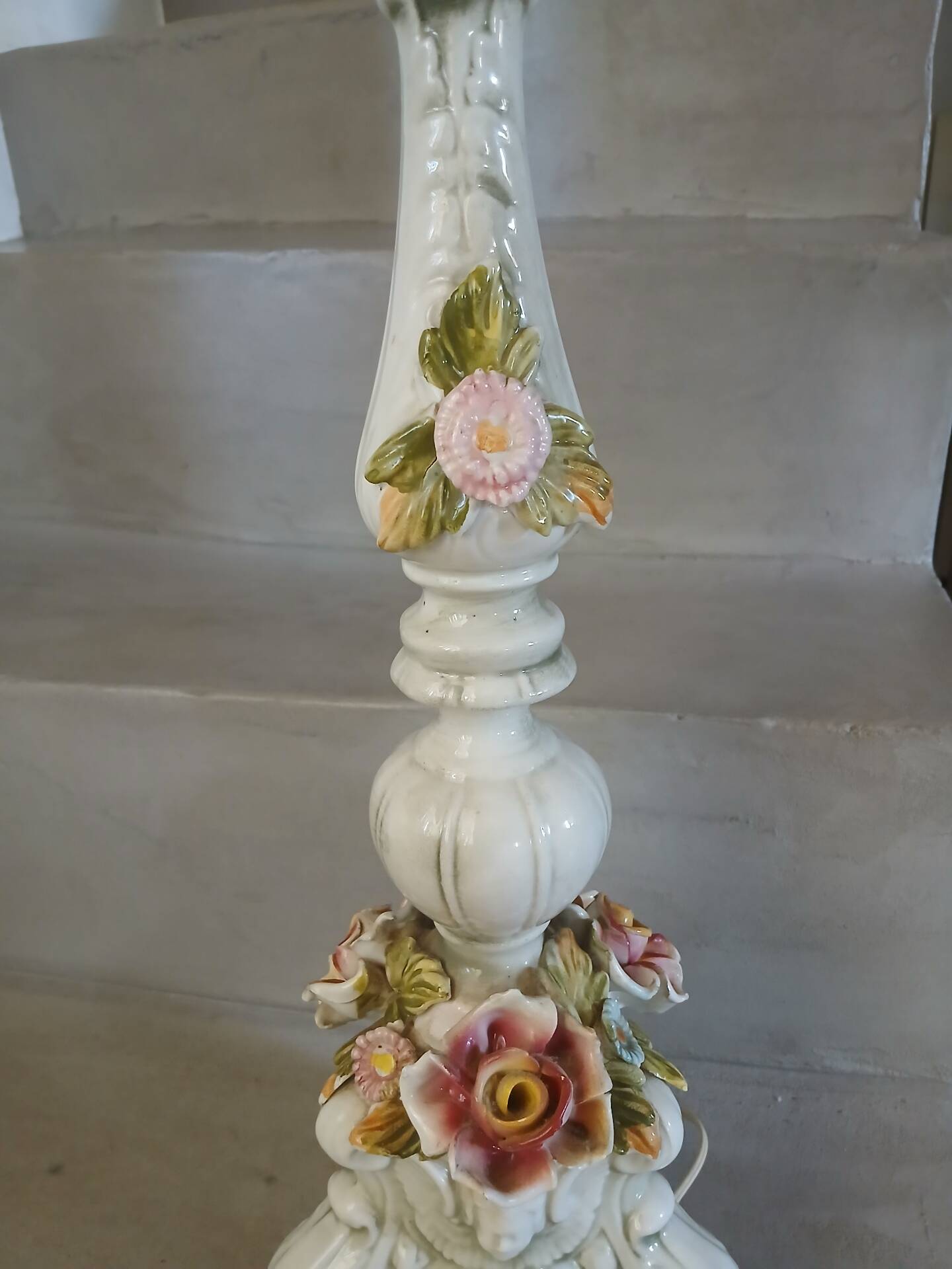 Antique lamp in Italian ceramic