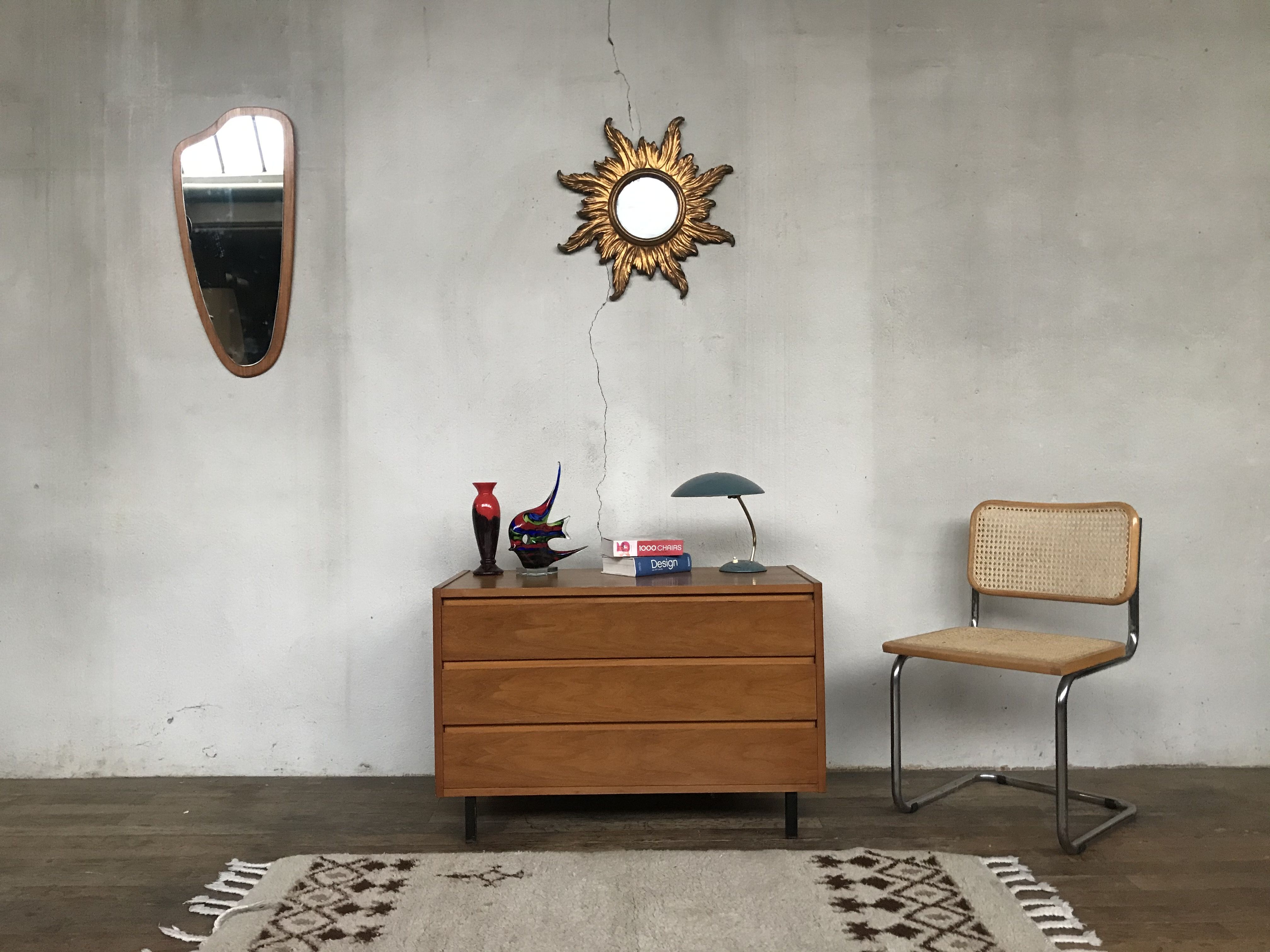 Vintage modernist dresser of the 1950 foot metal