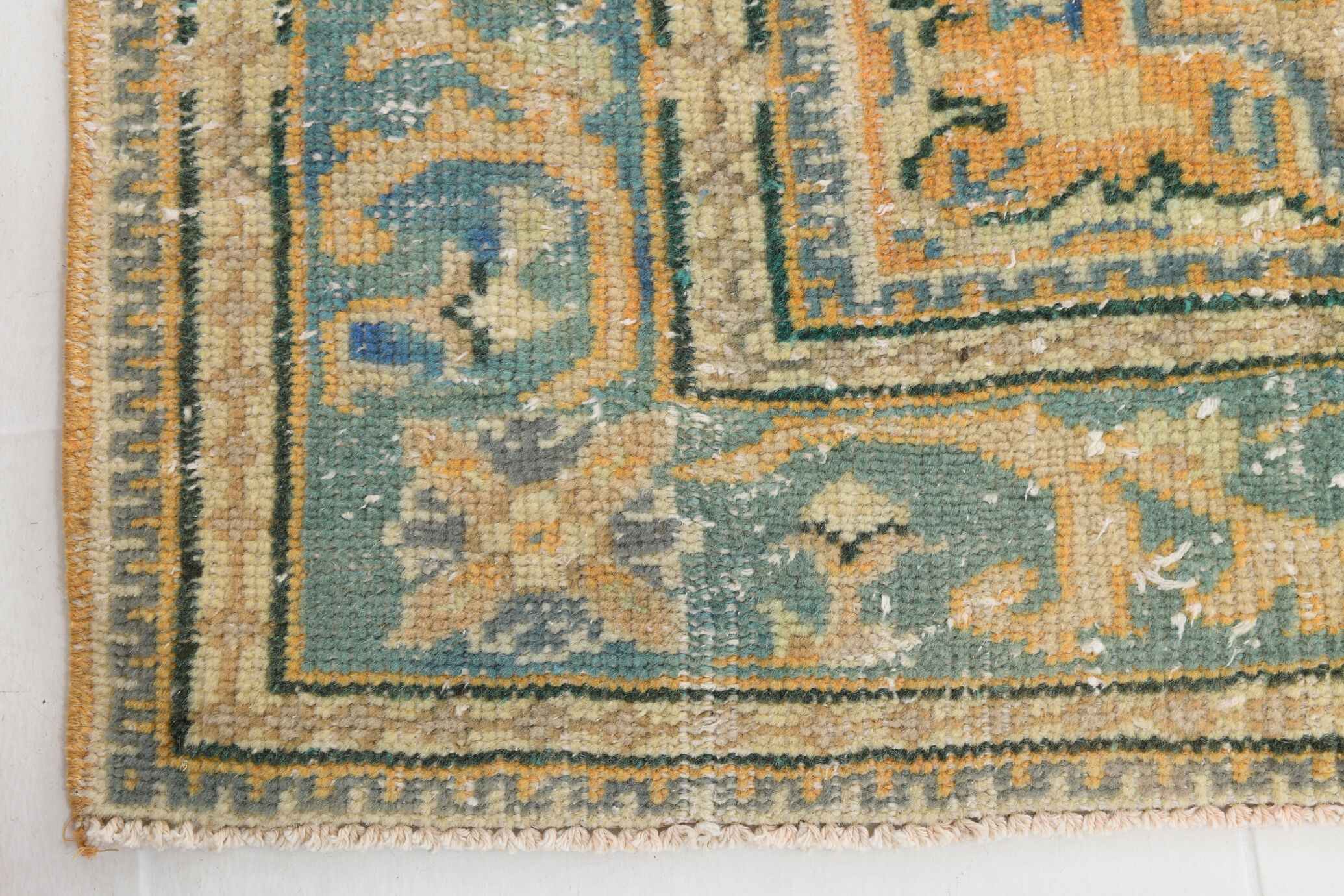 Oversize handmade rug 303x217cm