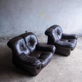 Set of 2 Mid-Century Dark Brown Leather Club Chairs — Tufted, Rounded Space Age Design