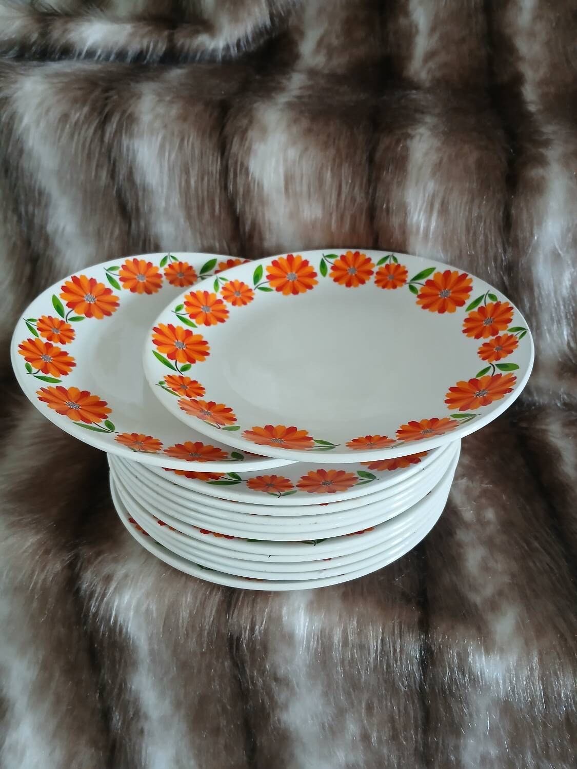 12 vintage dessert plates Moulin des Loups