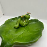 Water lily shaped ashtray