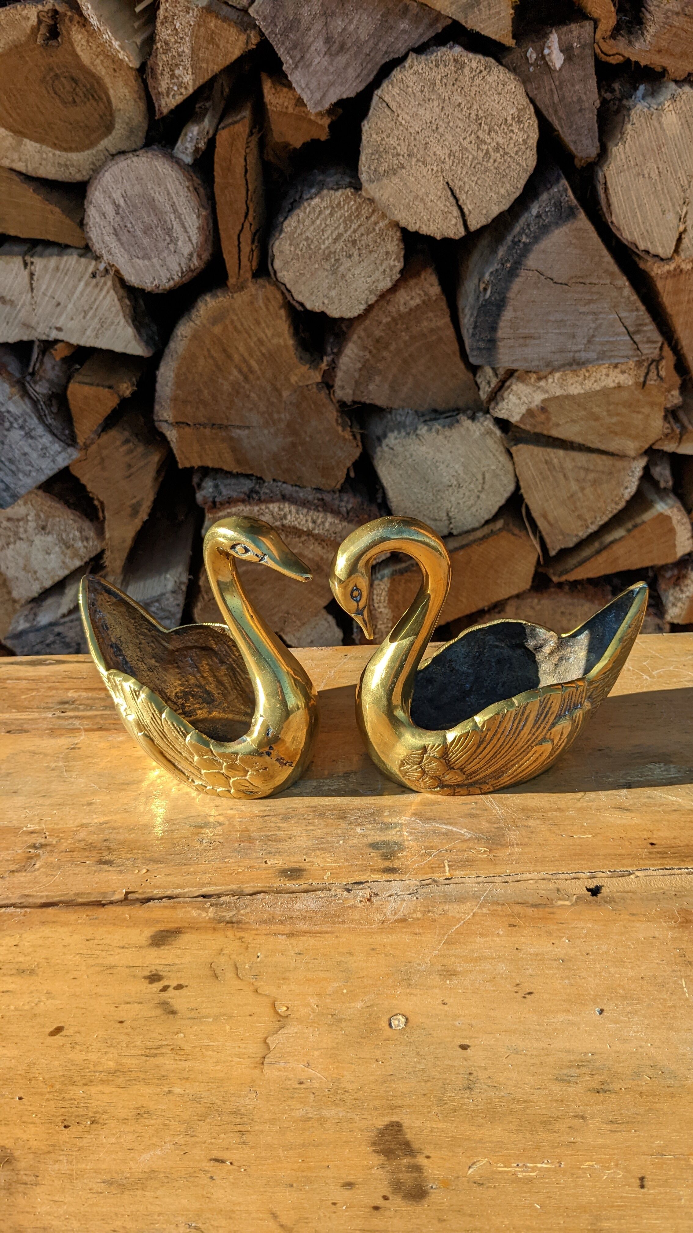 Duo de cygnes en laiton doré
