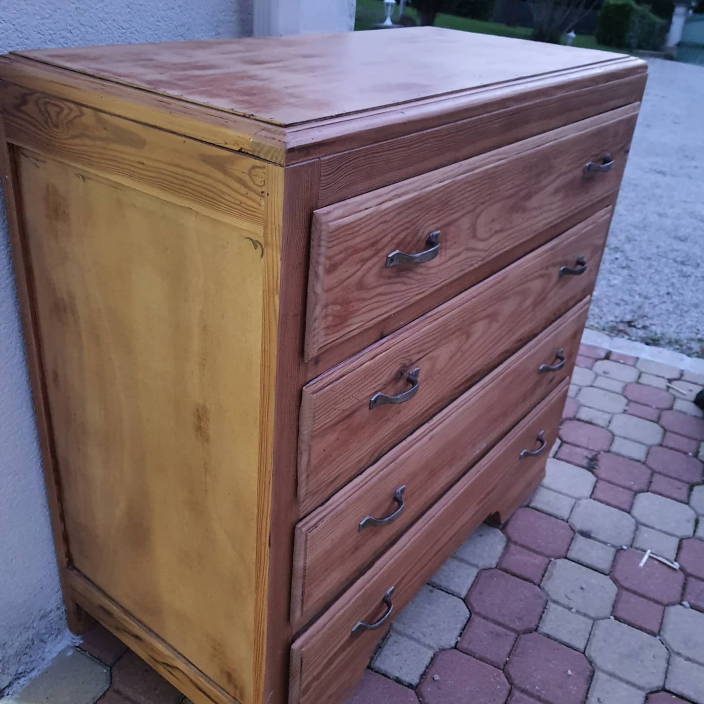 Vintage chest of drawers
