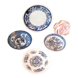 Set of 4 blue and white porcelain plates