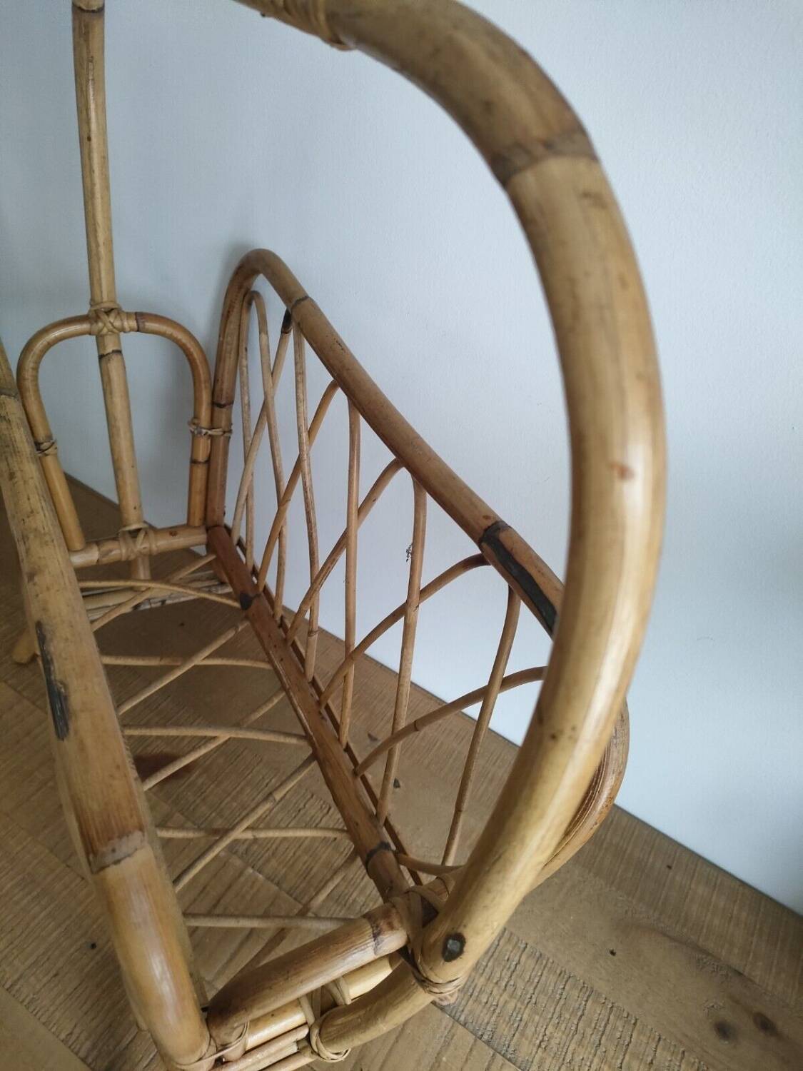 Large Rattan / Wicker Magazine Rack - Curved Shapes - Vintage - Old - 1960s