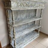 Walnut dresser, 19th century.