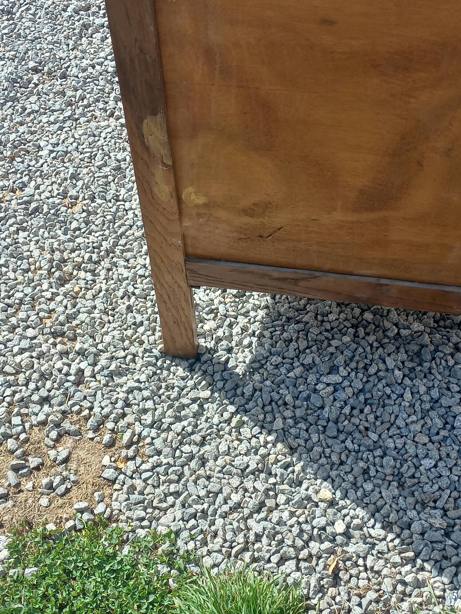 Vintage oak chest of drawers with 5 drawers from the 1950s.