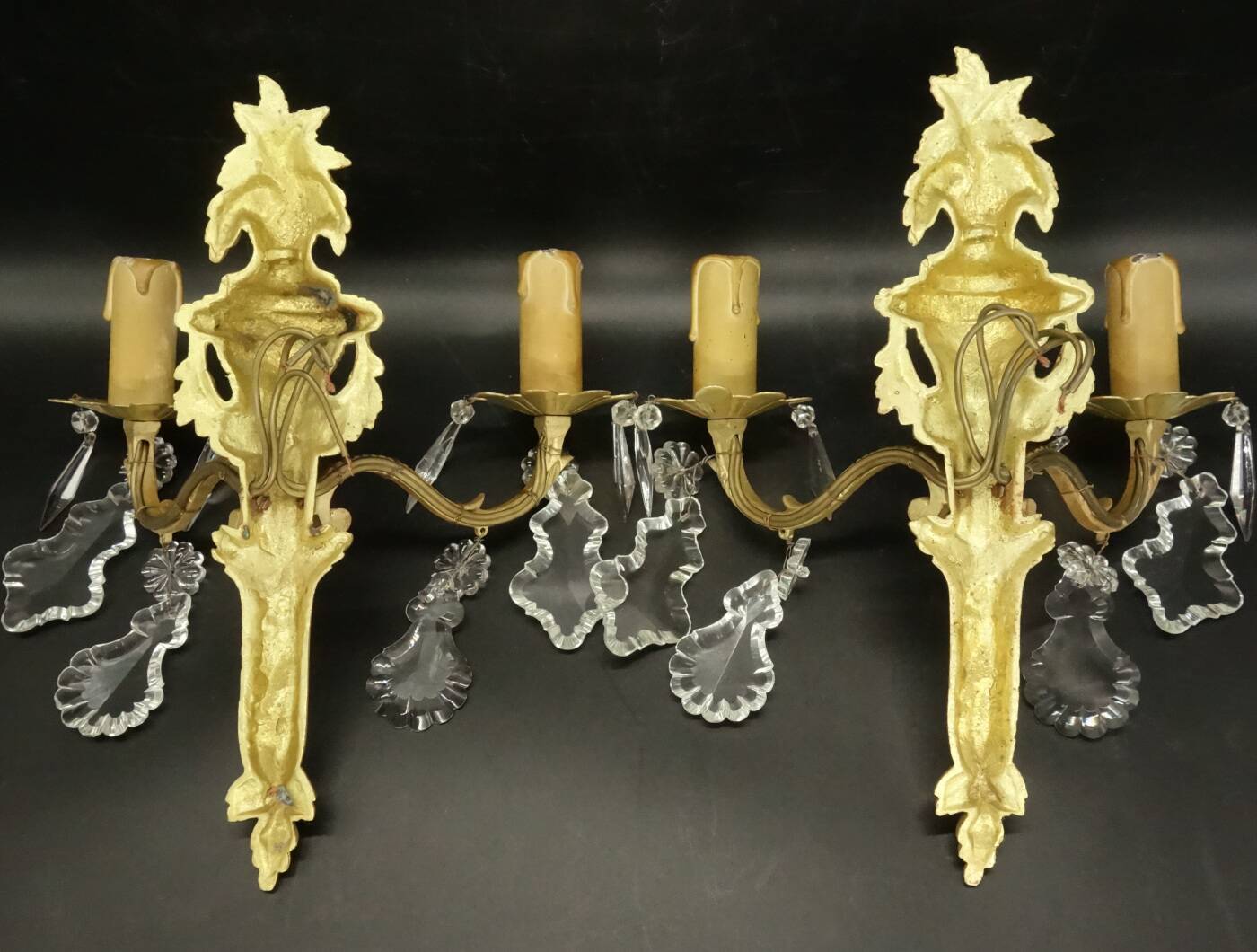 Pair of Louis XVI style tassel sconces, early 1900s - bronze & glass