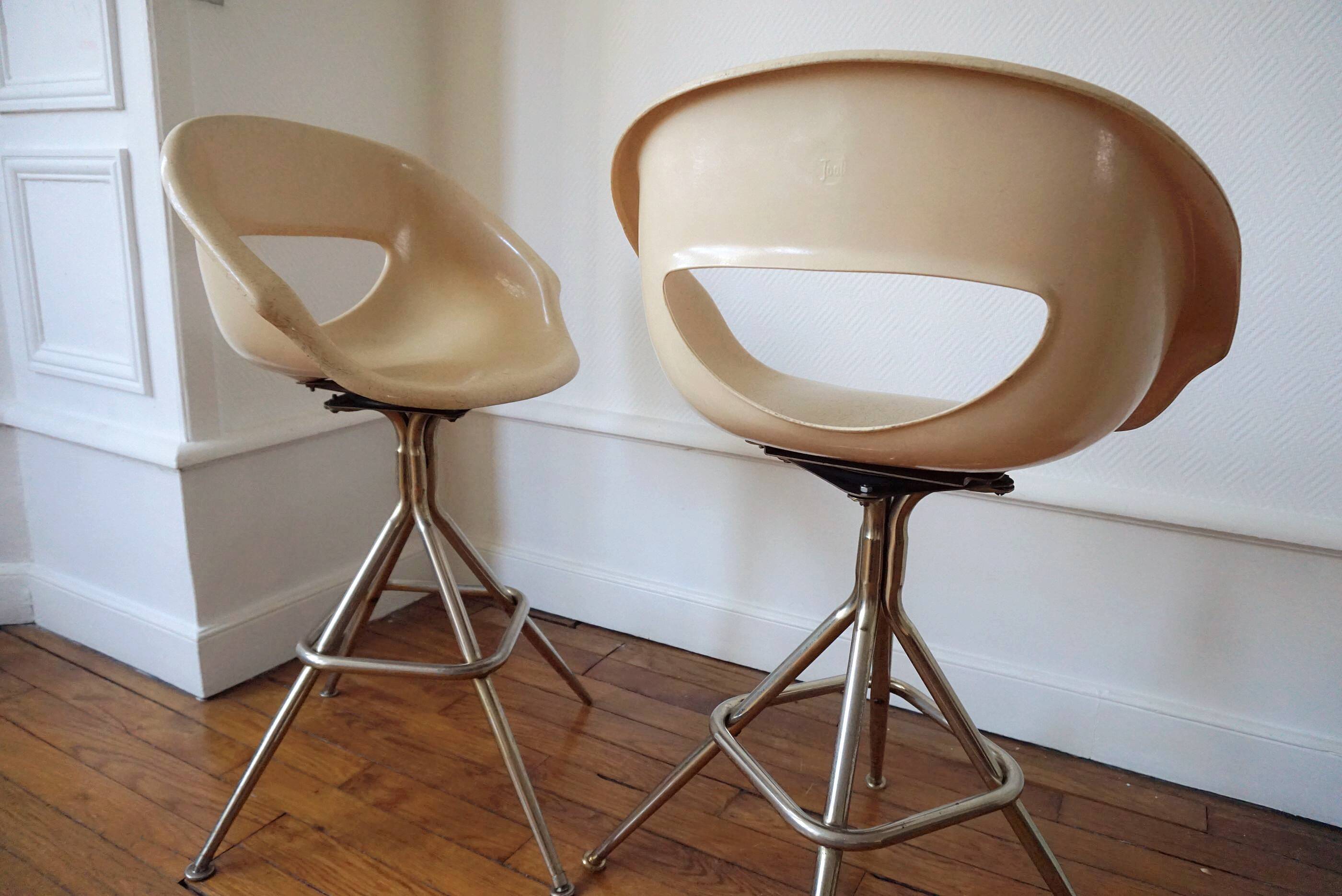 Pair of 2 seats in fiberglass at Joal USA