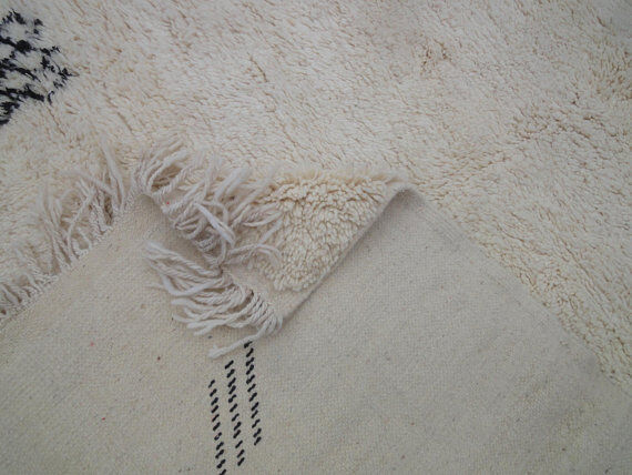 Beni Ouarin carpet 307 x 191 cm