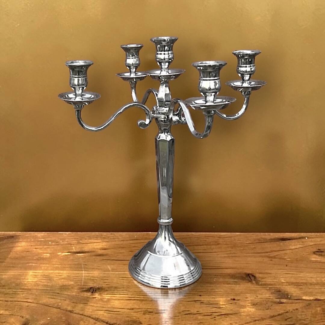 Vintage five-branch chandelier in chrome metal.