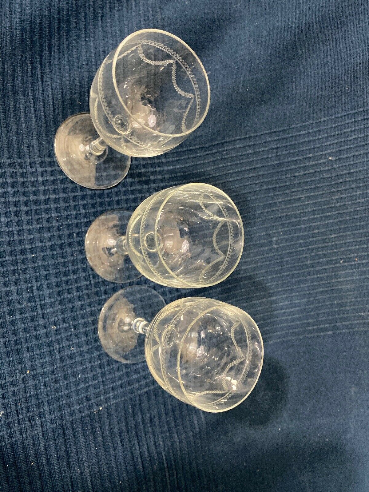Lot de 3 verres style Louis