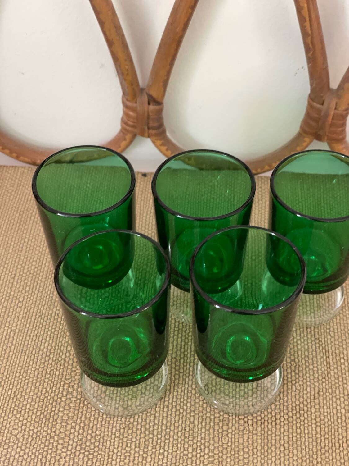 8 verres à pied Luminarc France années 70 verts bicolores