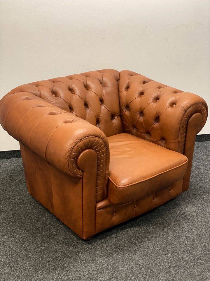 Vintage chesterfield brown leather club chair