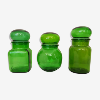 3 bocaux en verre de couleurs verte 70