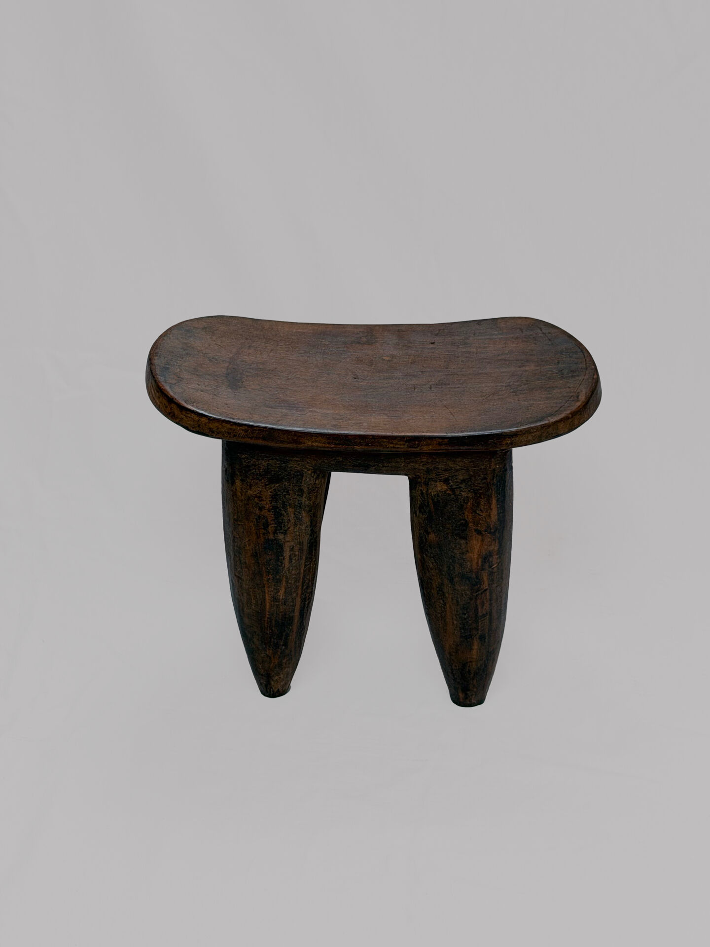 Grand tabouret Senoufo en bois (Burkina Faso)