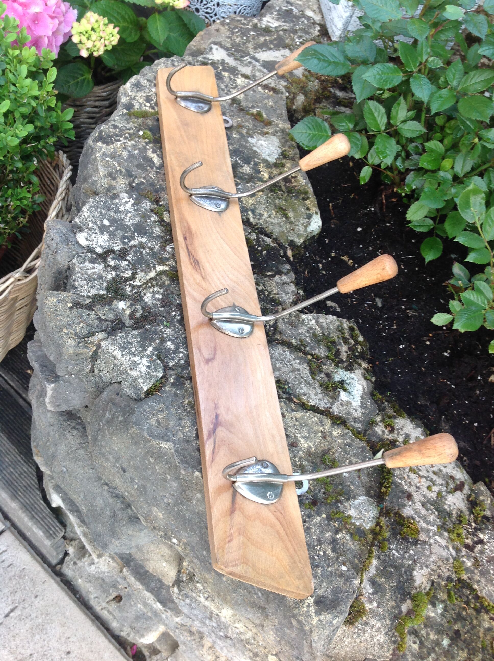 Four-headed wooden hook / vintage 60s-70s