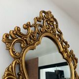 Miroir doré vintage modèle déposé de style Baroque