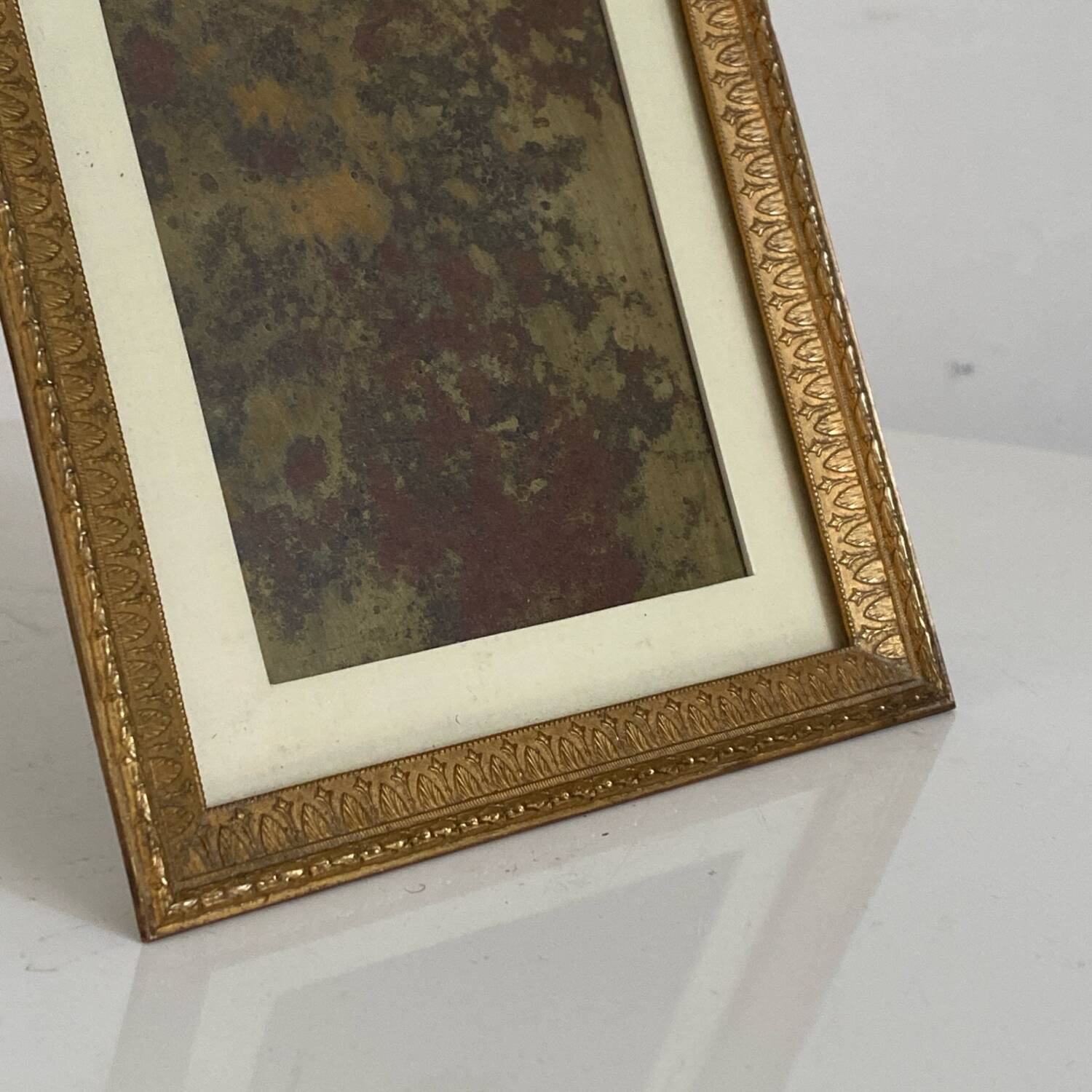 Small Napoleon III photo frame in gilded brass